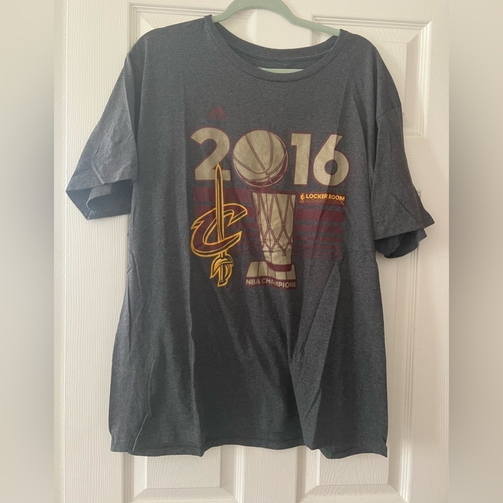 Women's 2016 NBA Cleveland Cavaliers Champion T-Shirt
